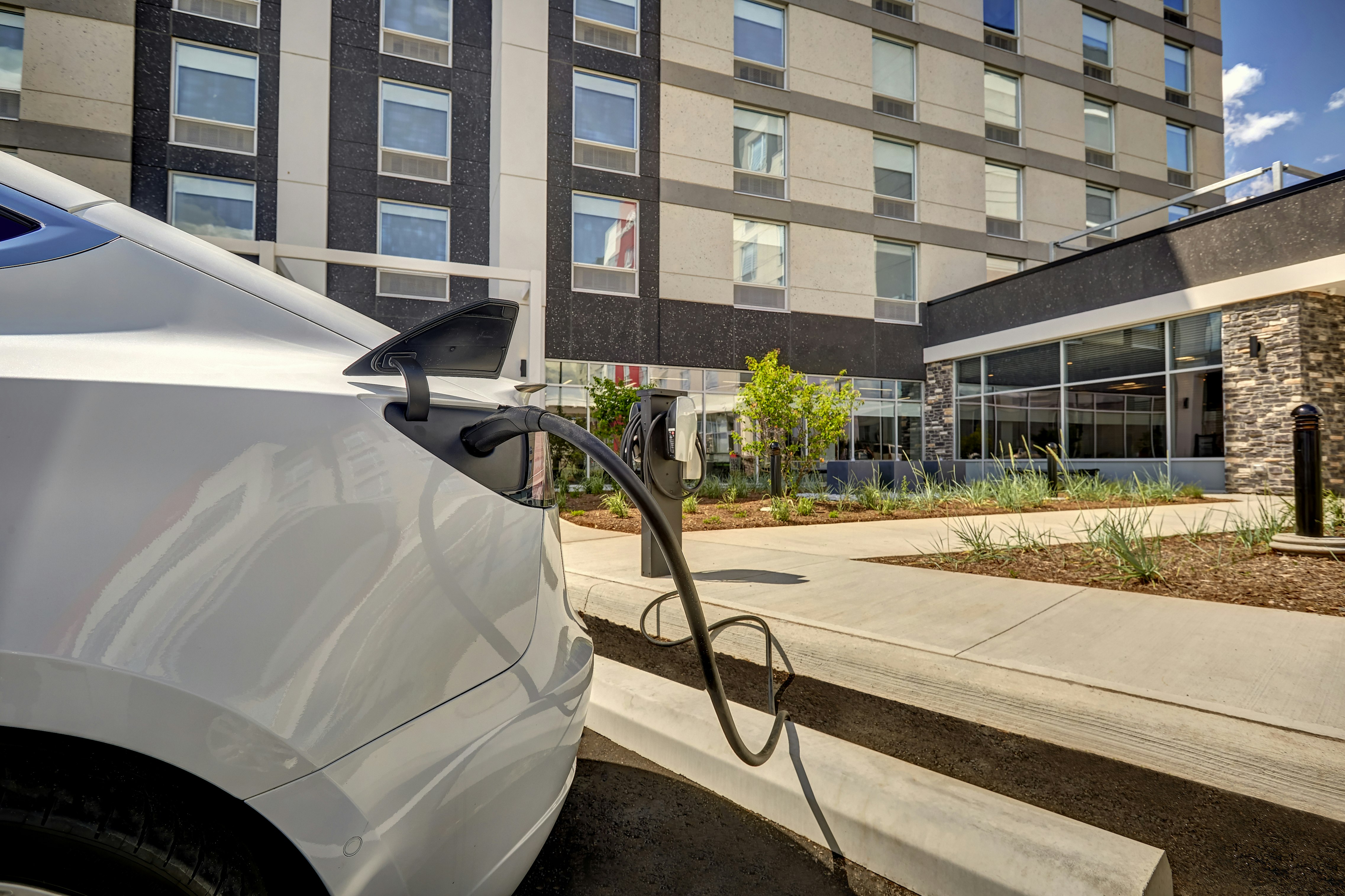 Hilton Garden Inn Toronto Brampton West 68/70