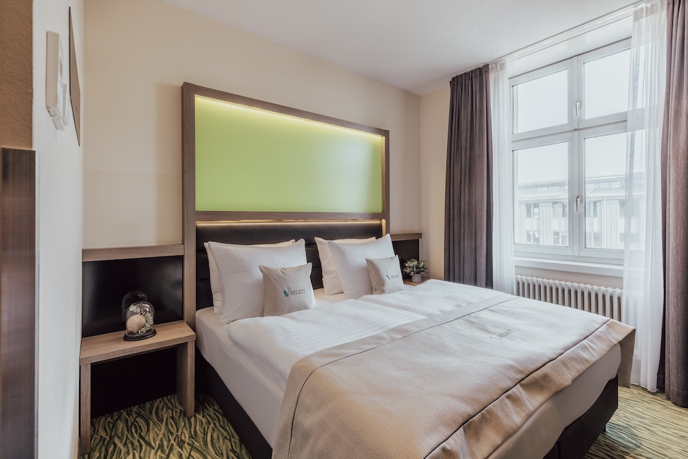 Garner Hotel Berlin - Charlottenburgm, an IHG Hotel 19/82