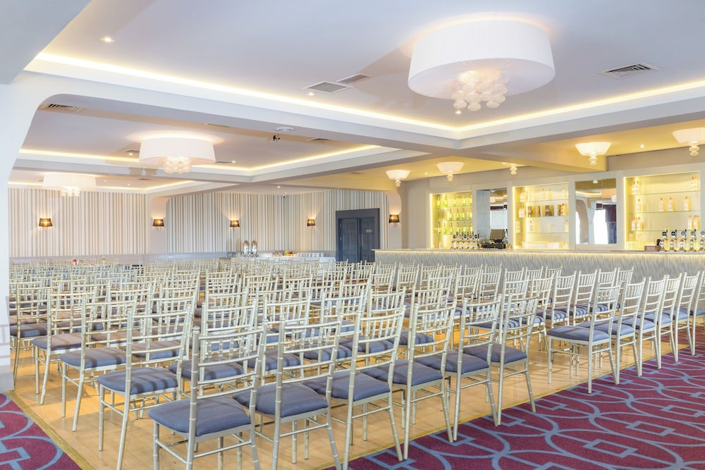 Talbot Hotel Midleton 49/60