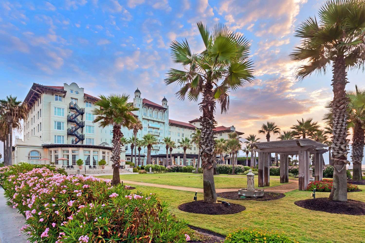Grand Galvez Resort, Autograph Collection 57/62