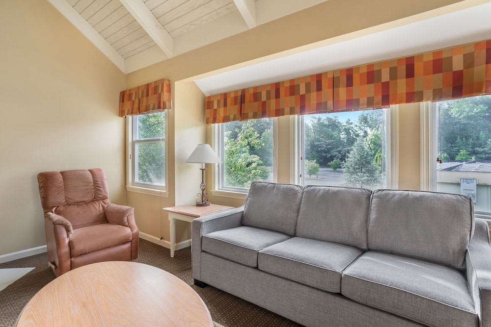Sunrise Ridge Resort 45/73