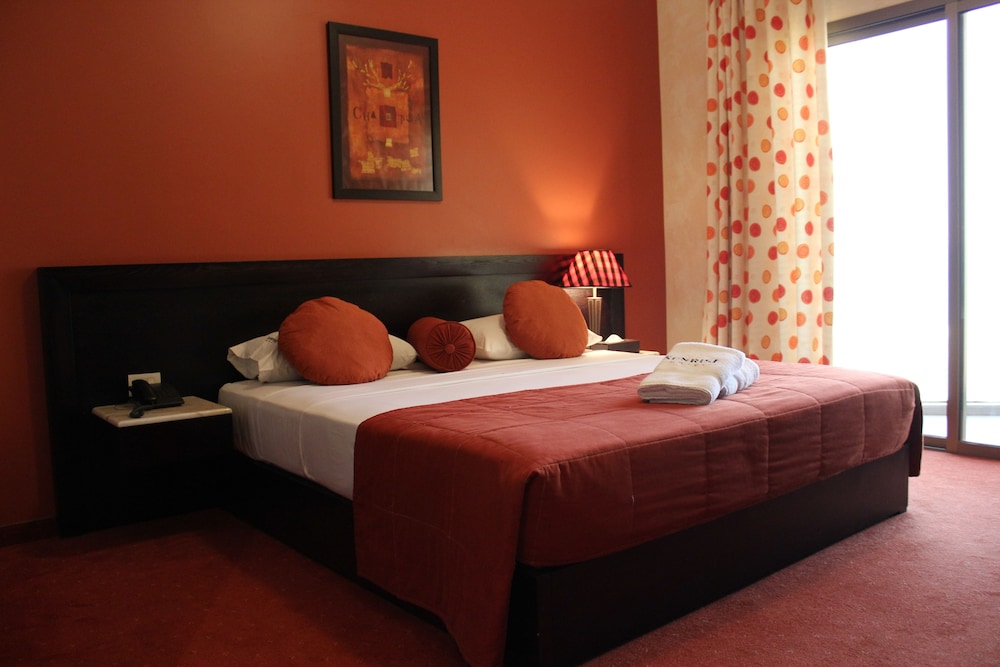 Sunrise Hotel 14/53
