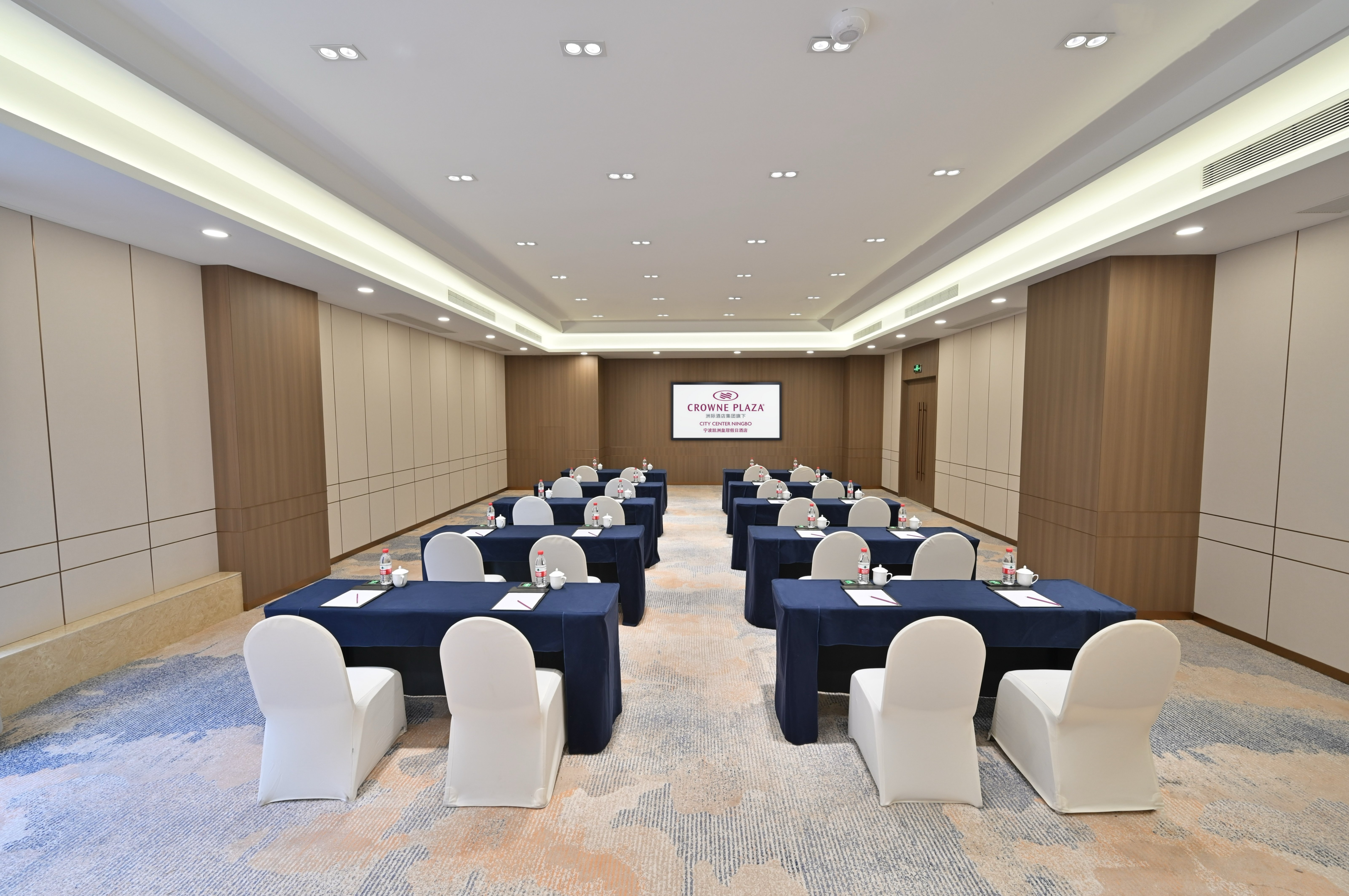 Crowne Plaza City Center Ningbo 41/50