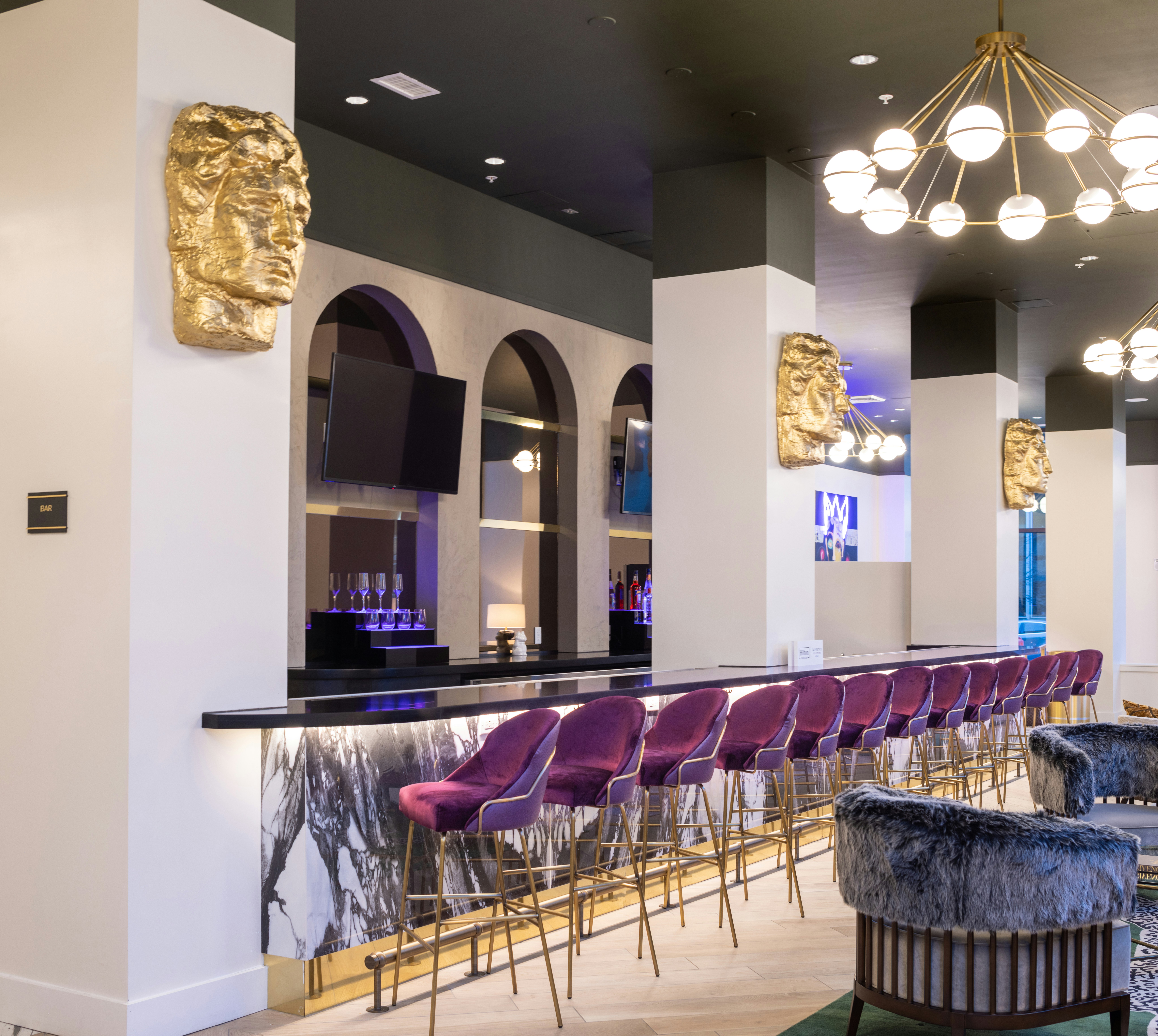 The Kelly Birmingham, Tapestry Collection By Hilton 50/56