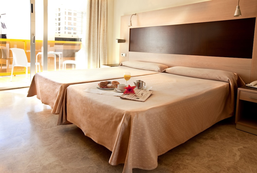Dynastic Hotel 7/36