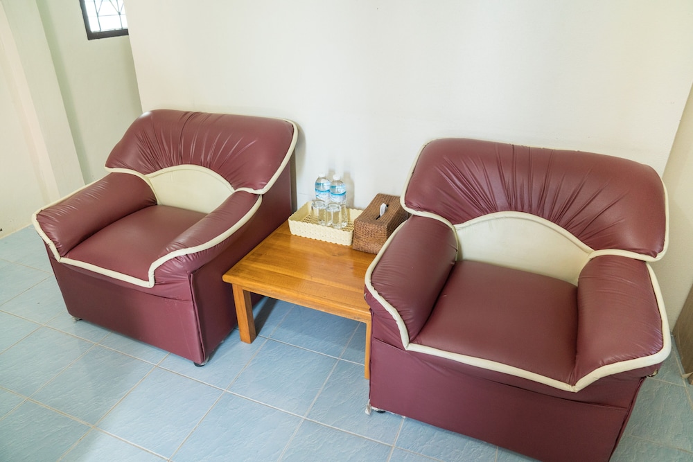 Phangan Lodge 20/50
