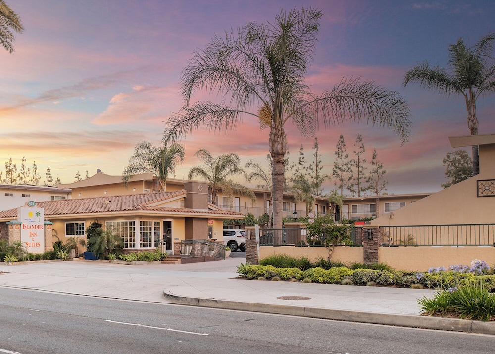 Anaheim Islander Inn And Suites 2/58