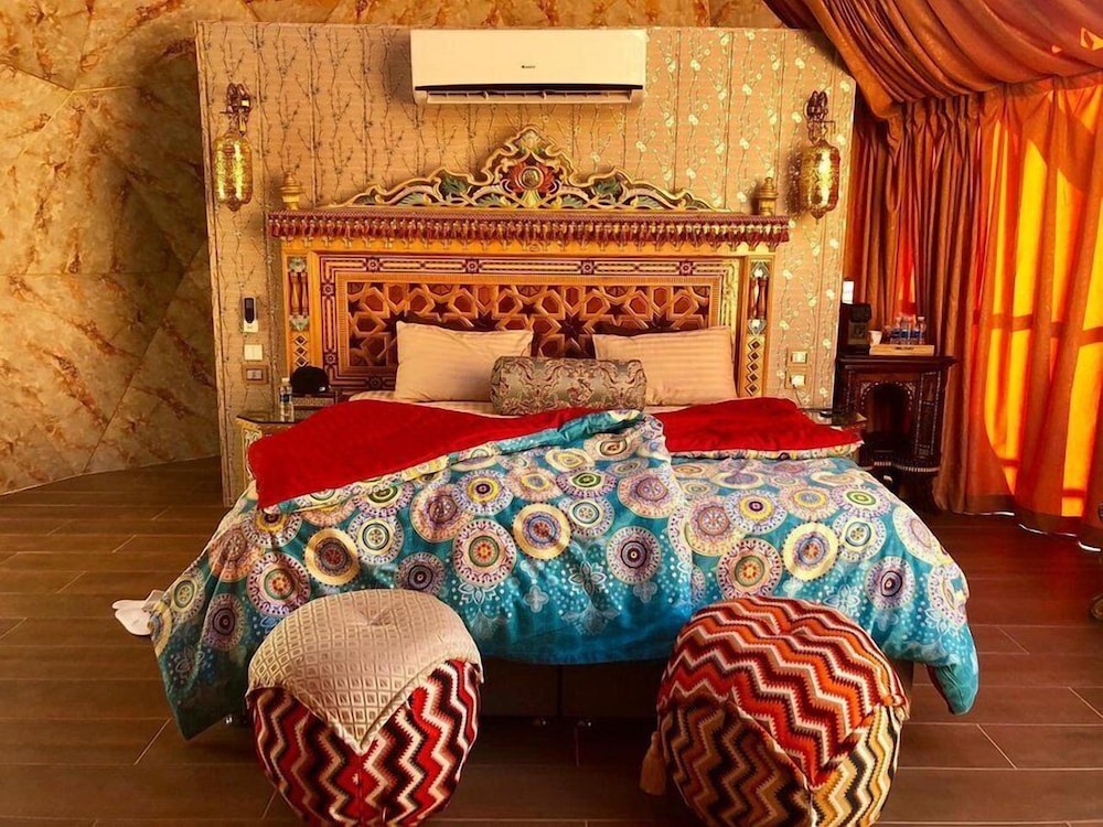 Memories Aicha Luxury Camp 24/48