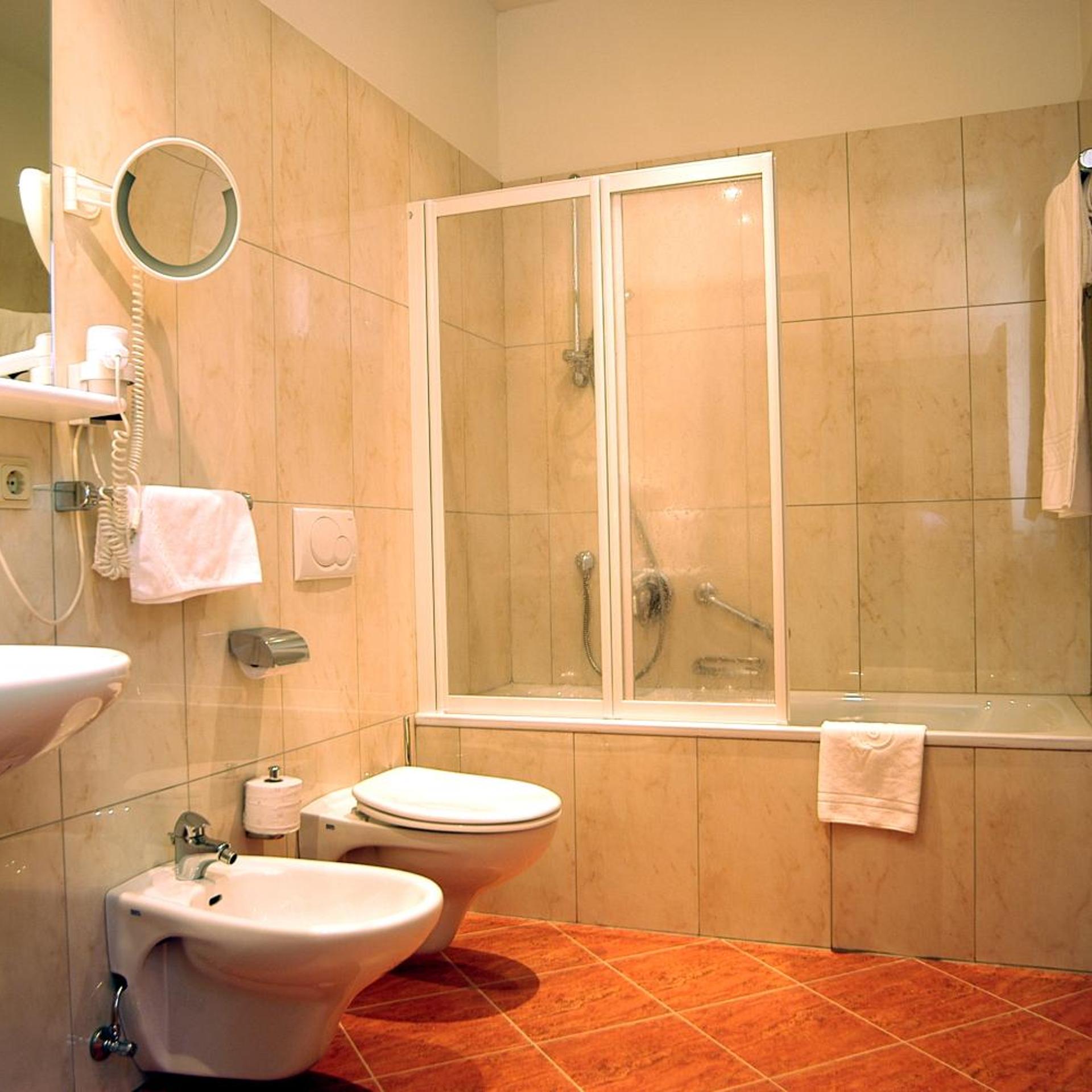 غرفة قياسية بسرير مزدوج، Grunerbaum Hotels 9/9
