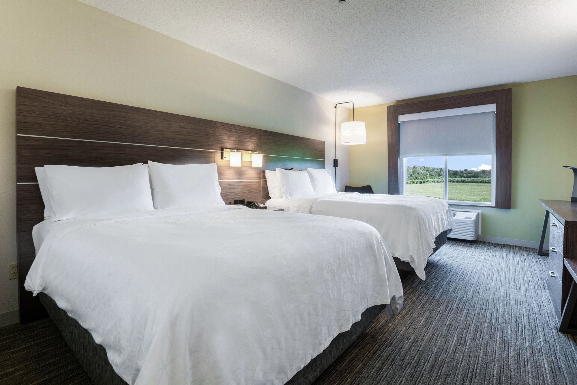Standard, 2 Queen Beds