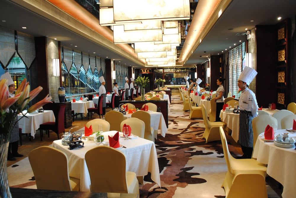 GUANGZHOU NEW CENTURY HOTEL 57/65