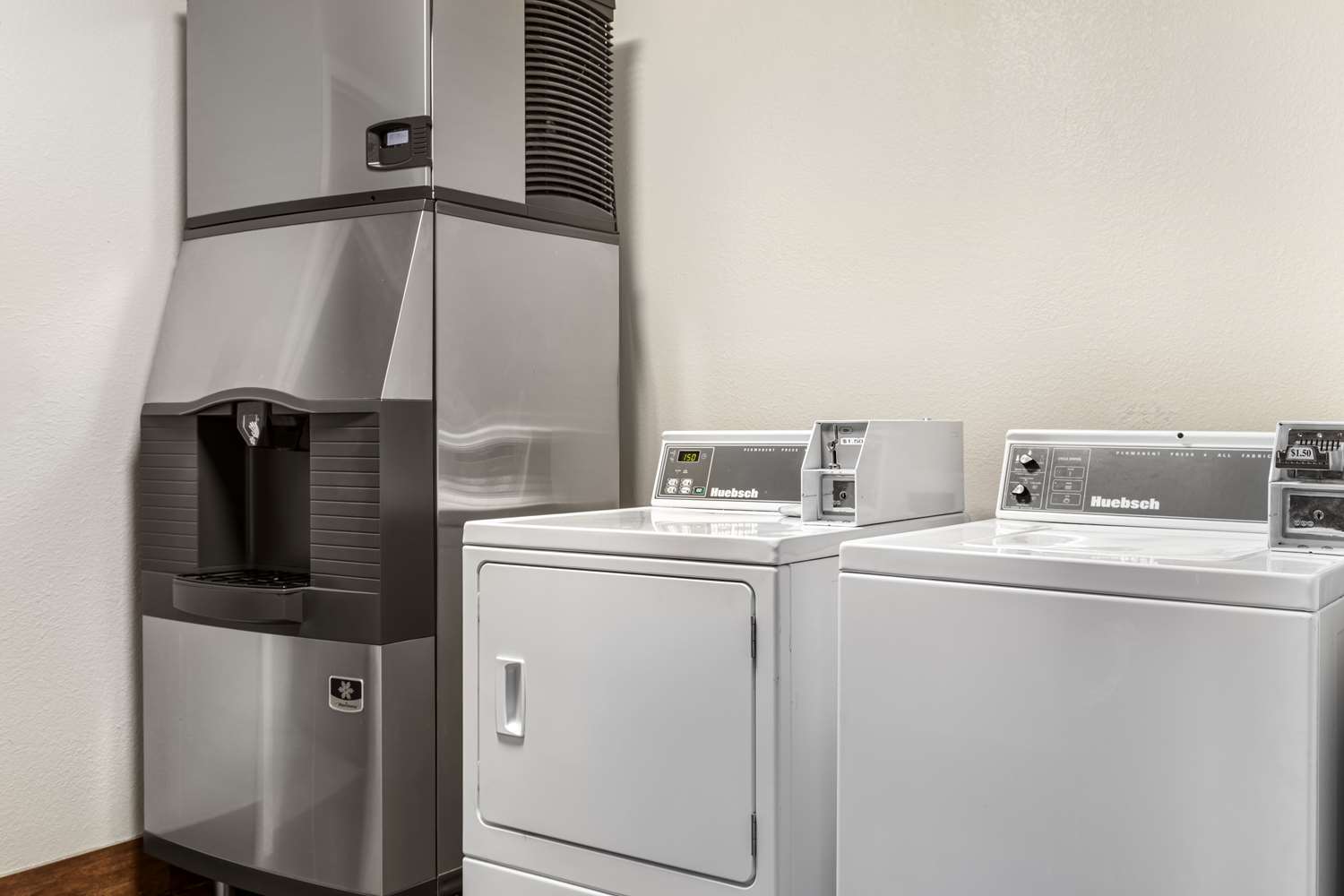 Best Western Plus Hotel Lewisville Flower Mound 37/40