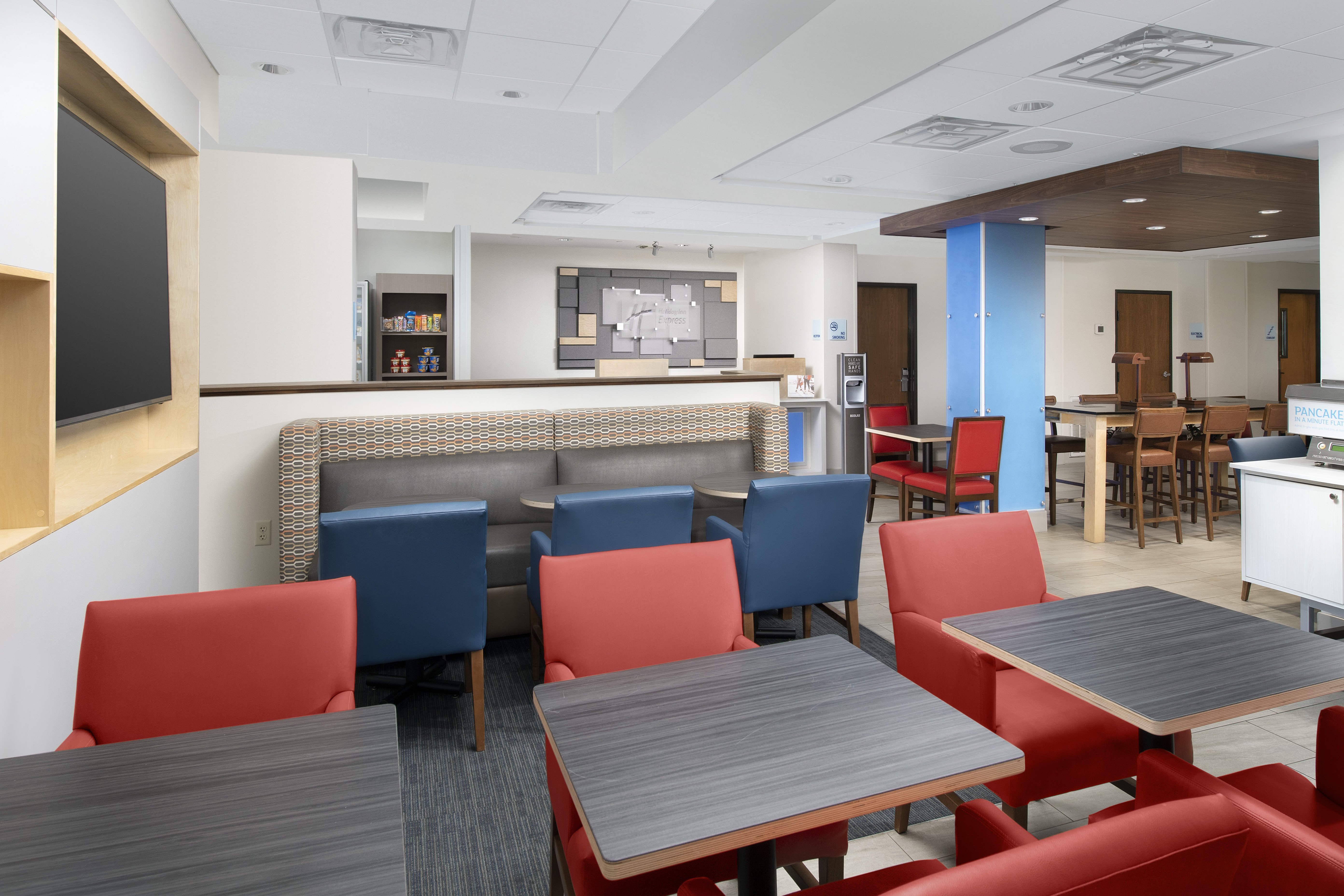 Holiday Inn Express San Antonio N-Riverwalk Area 37/49