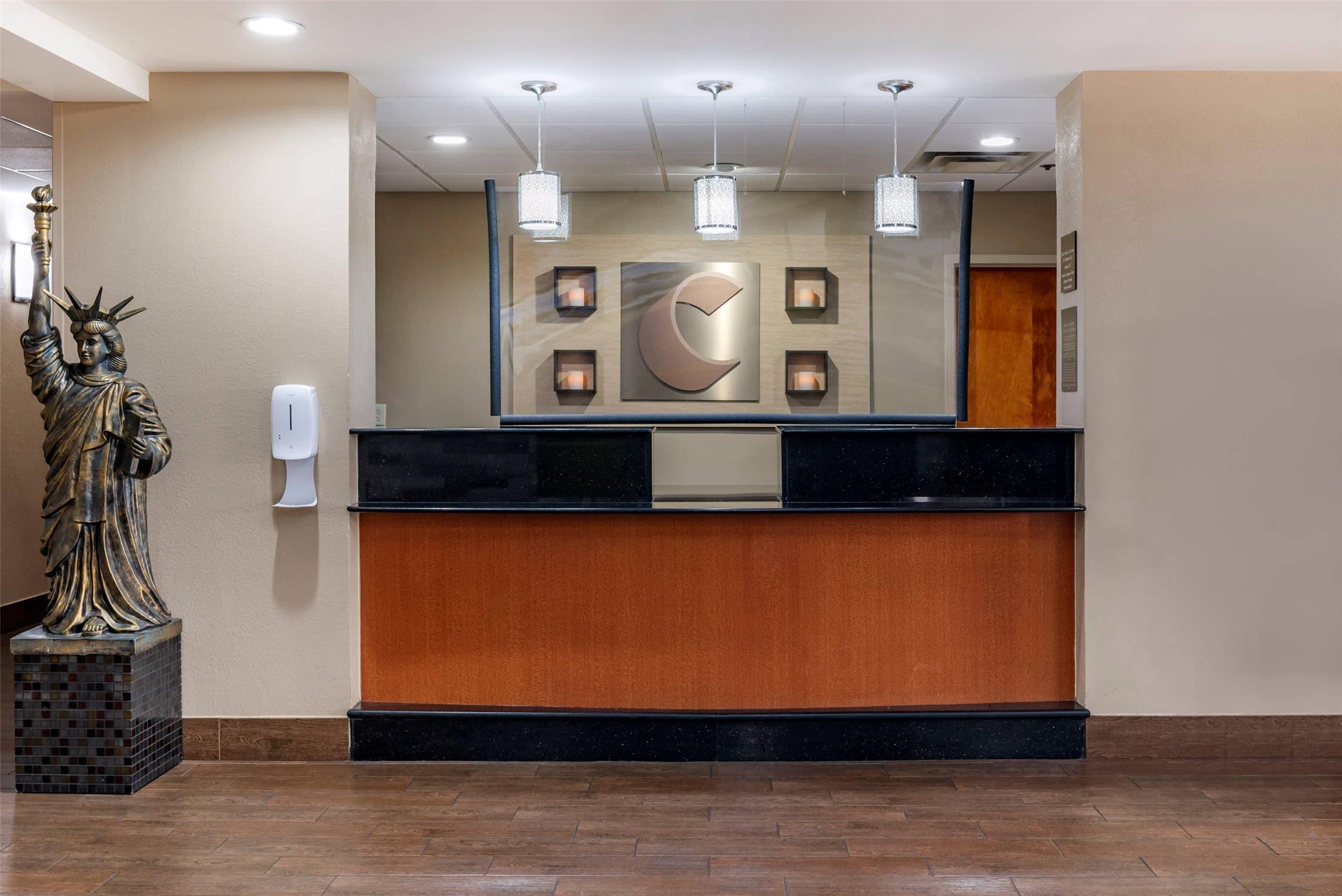 Comfort Inn Birmingham Homewood 6/27