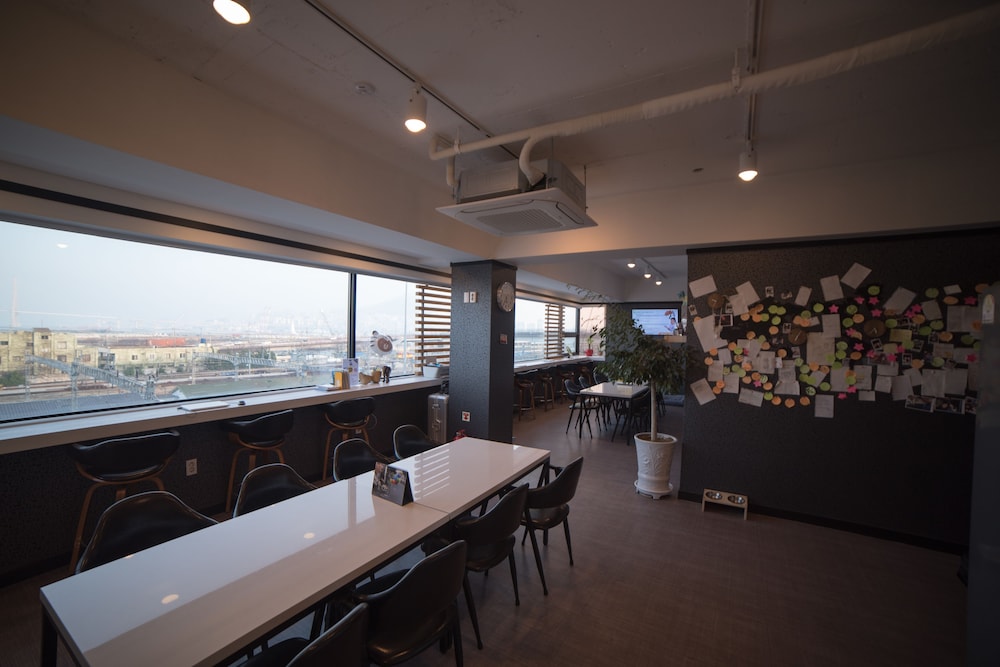 Mozzi Hostel 34/50