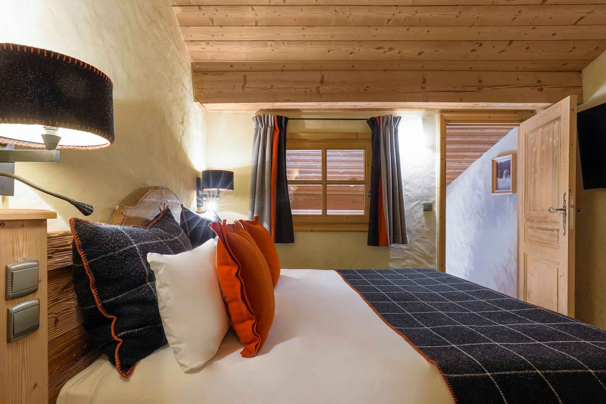 Le M de Megeve 12/37