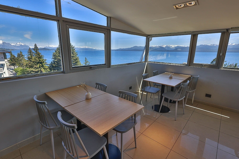 Hotel Plaza Bariloche 43/51