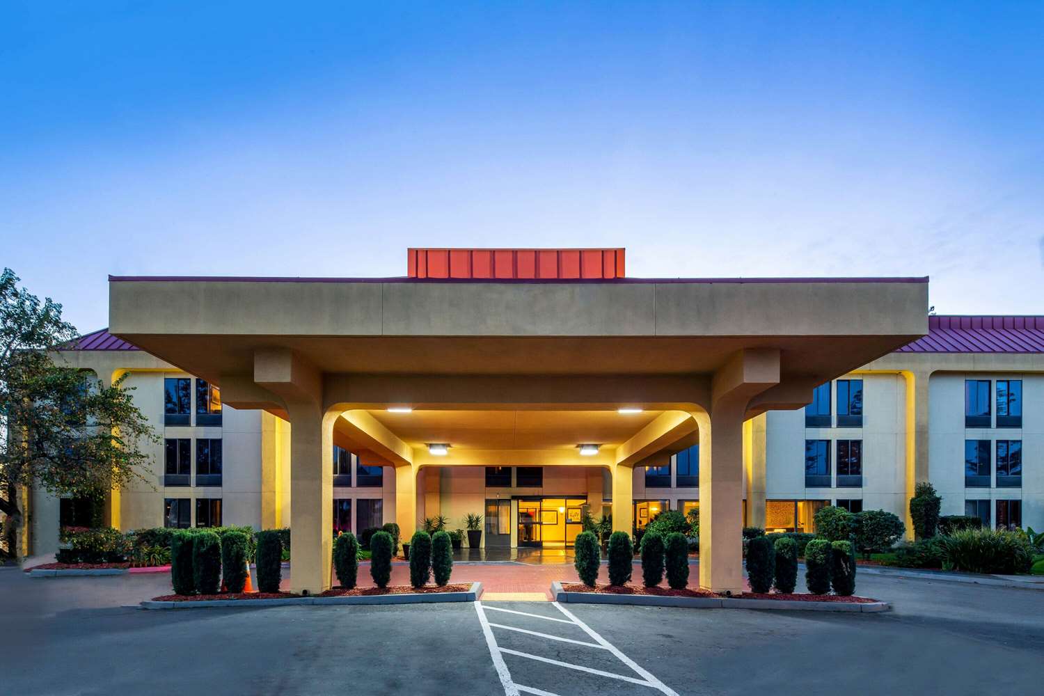 La Quinta Inn And Suites By Wyndham Oakland Airport Coliseum 2/45
