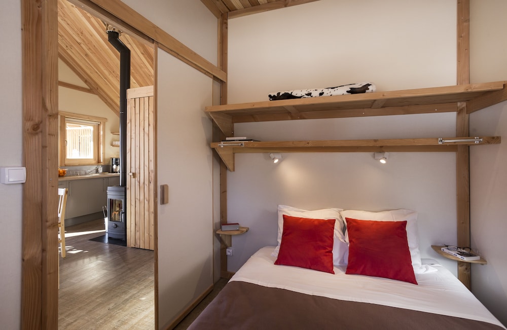 Huttopia Bourg Saint Maurice 15/48