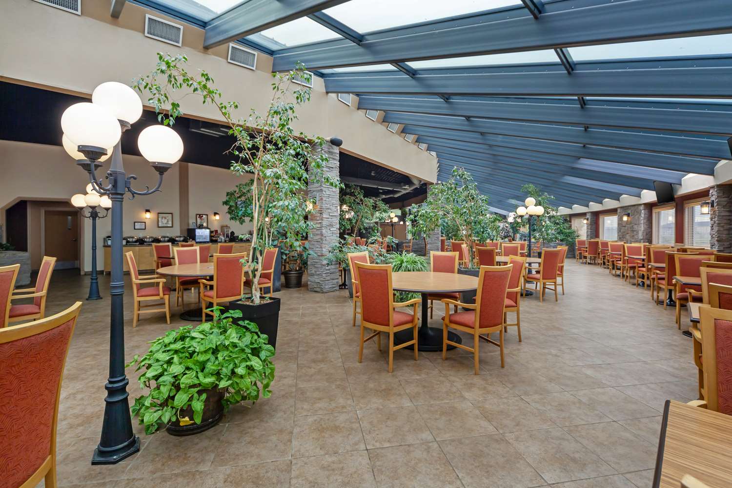 Best Western Plus Mirage Hotel and Resort 16/22