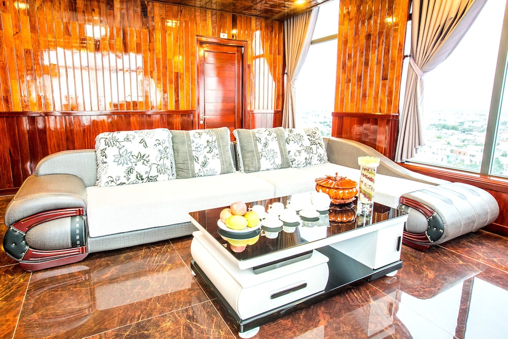 Ocean Star Hotel Danang Bay 70/85