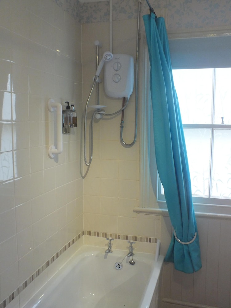 Glan Heulog Bed and Breakfast 10/59