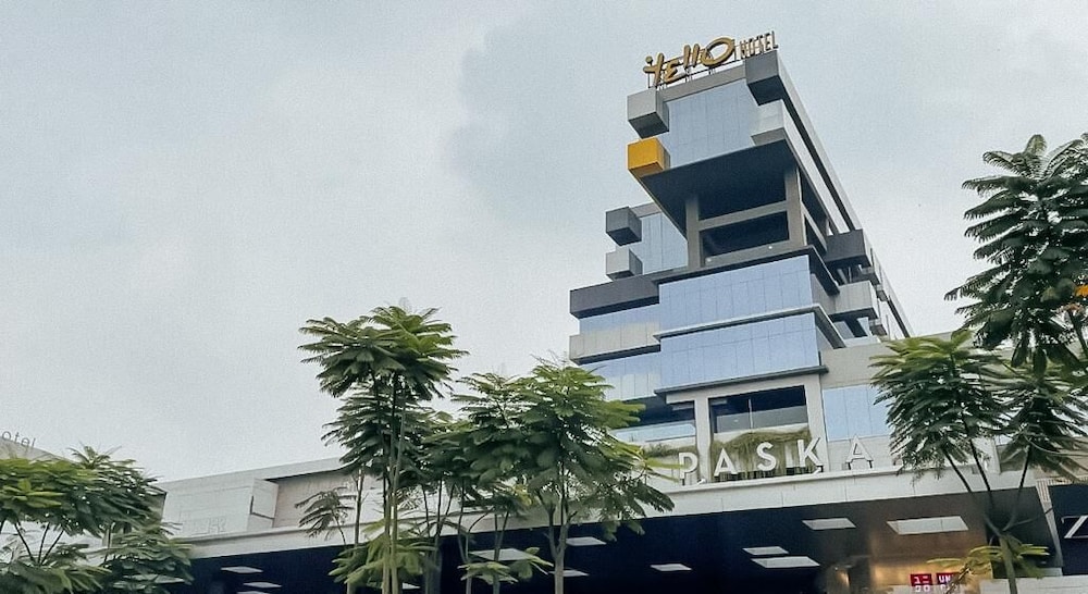 Yello Hotel Paskal Bandung in BANDUNG