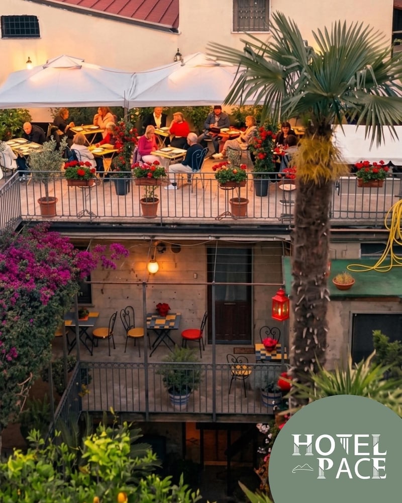Albergo Pace 2/74