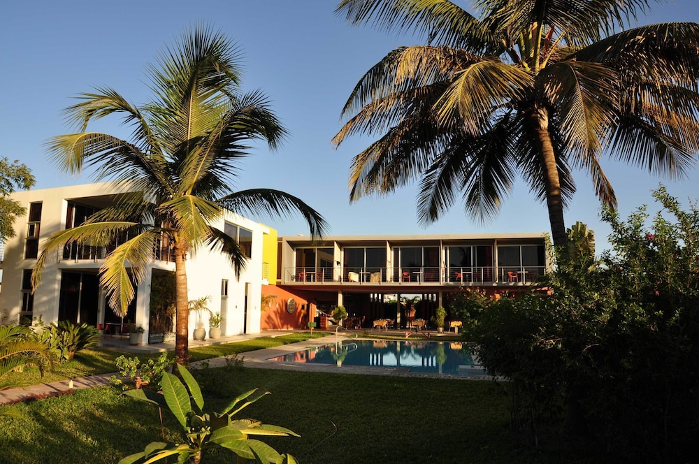 Leo S Beach Hotel Restaurant Adults Only 30/39