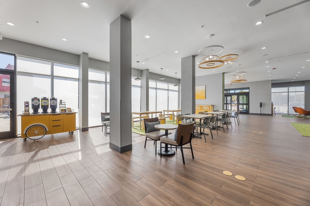 Spark by Hilton Garland Dallas East 26/42