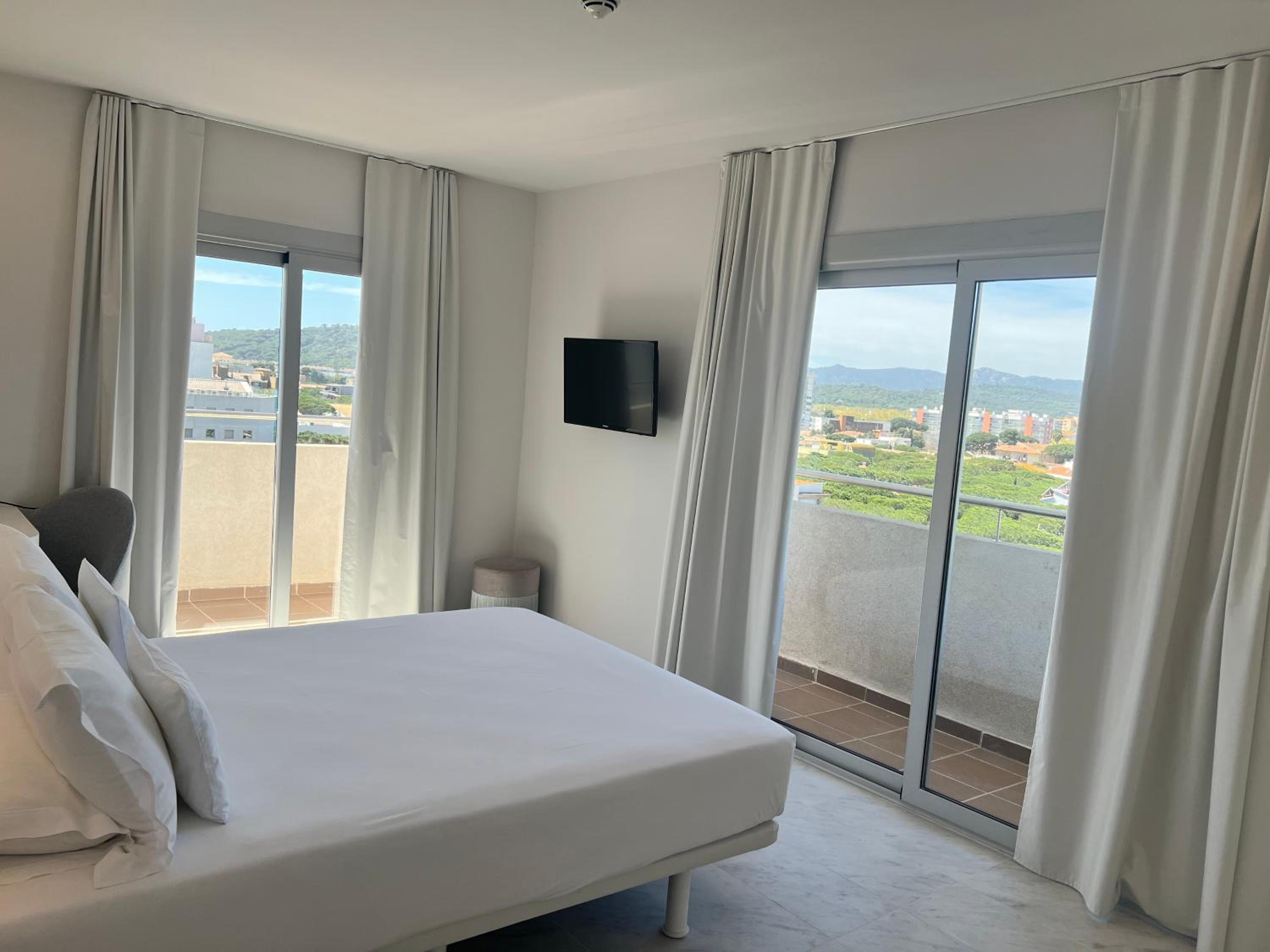 غرفة كومفورت عائلية، Hotel Aromar 6/10