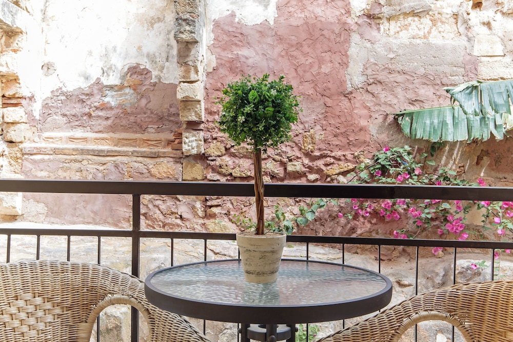 Casa Kasteli 24/50