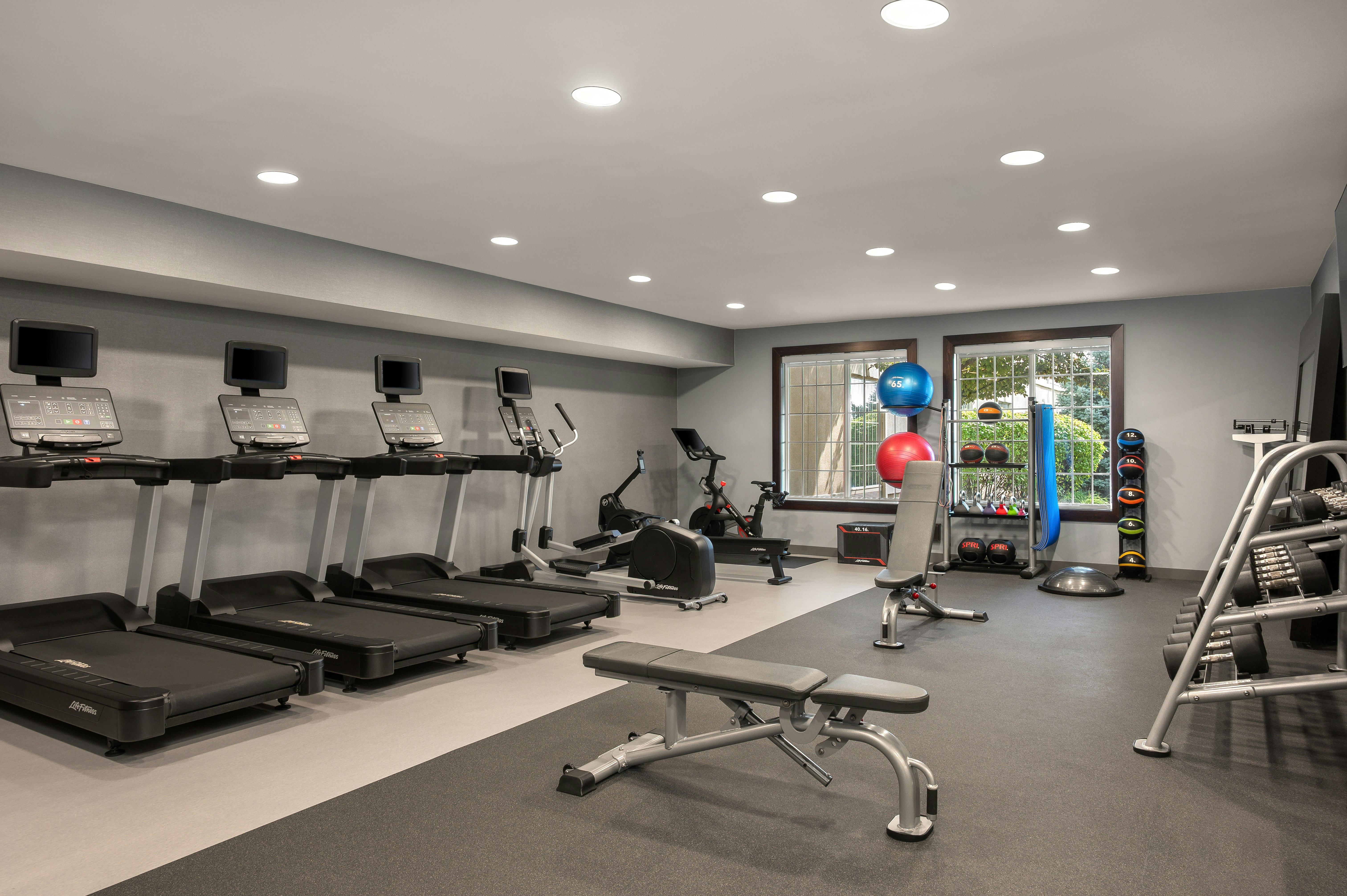 Homewood Suites by Hilton Columbus/Polaris, OH 10/21