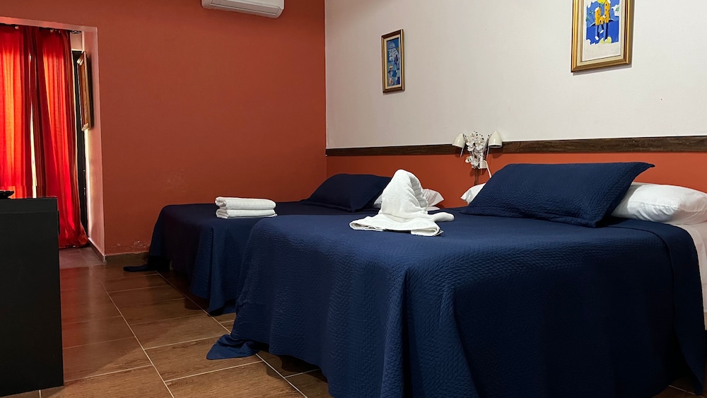 MANAYA BED & BREAKFAST 17/74