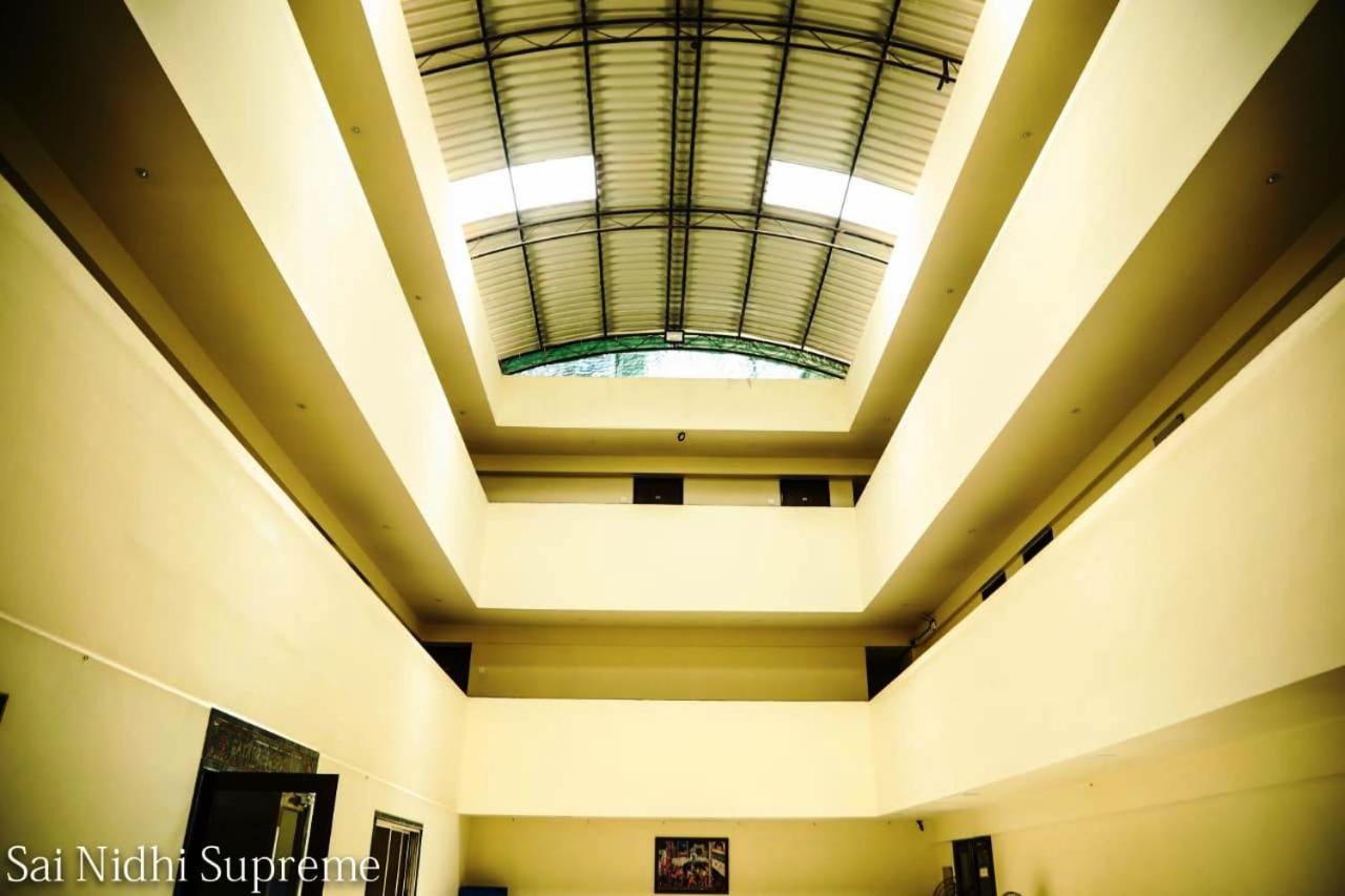 Hotel Sai Nidhi Supreme 2/20
