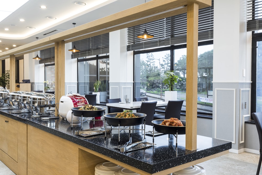 Casaloma Hotel 35/50