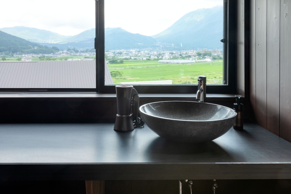 Yufuin Onsen Toshoan 44/44