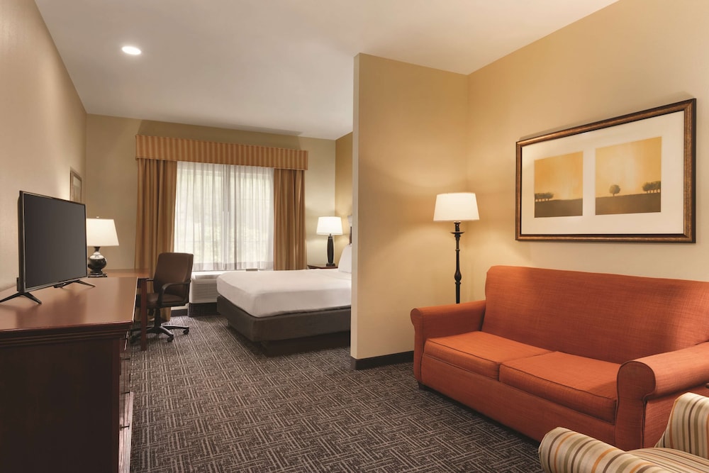 Country Inn and Suites By Radisson, Goodlettsville, TN 21/28