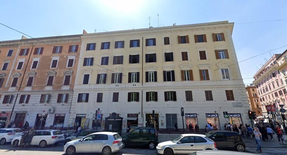Julius Caesar Home 23/35