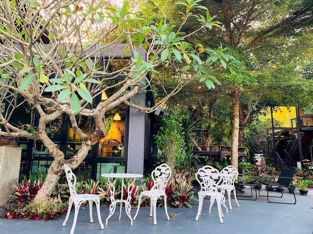 Baansuan Leelawadee Resort Nan 65/70