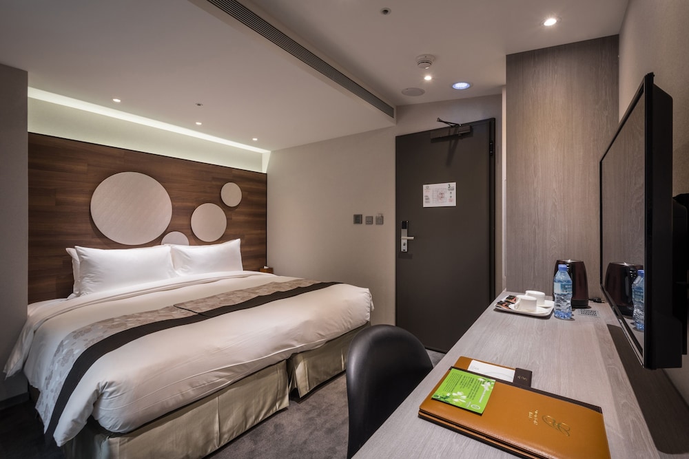 غرفة قياسية بسرير كينج، Green World Hotel Songshan 3/6