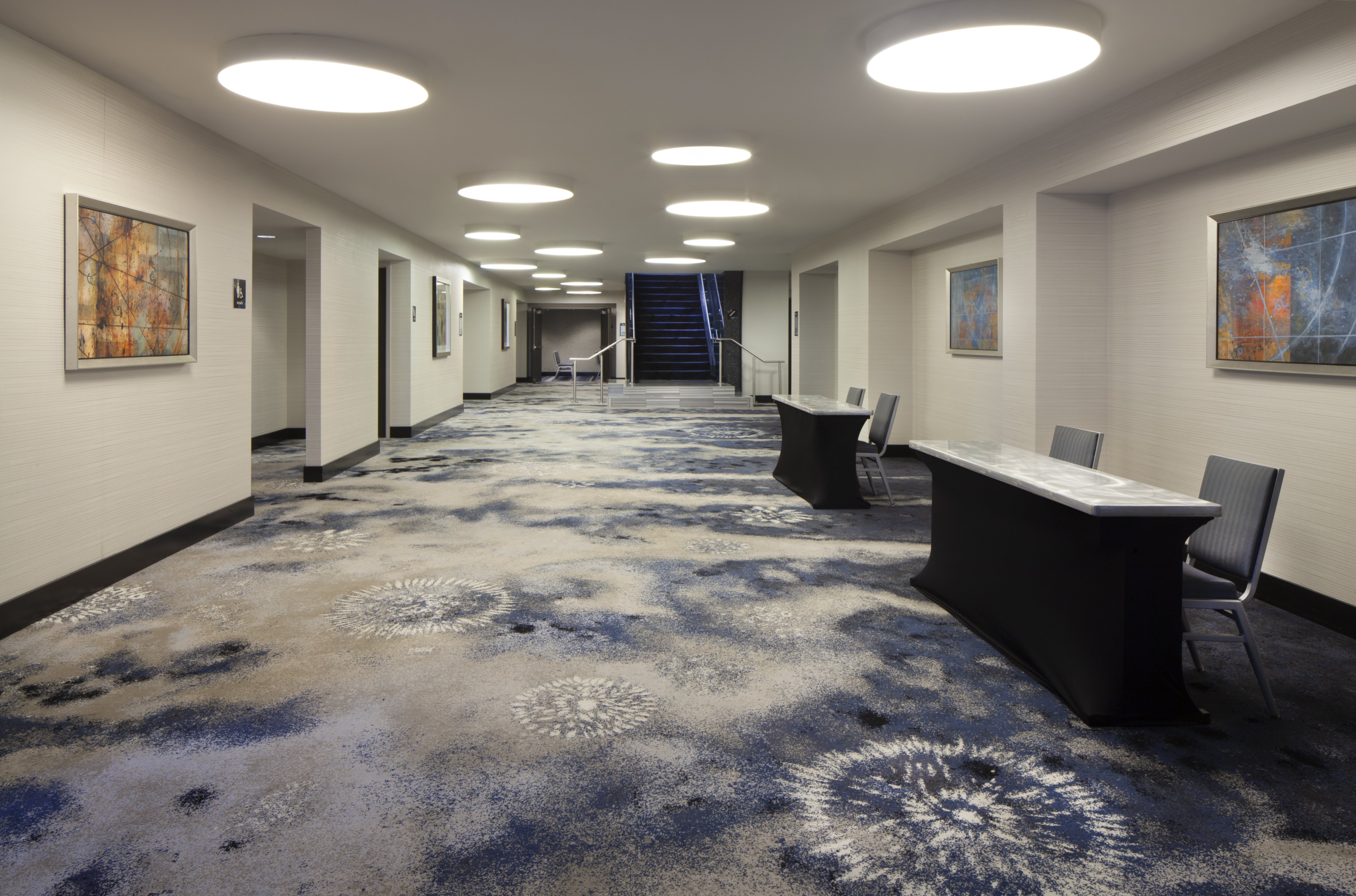 Compass Hotel Nassau Bay 55/65