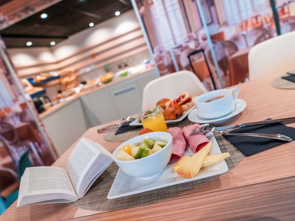 Ibis Styles Clamart Gare Grand Paris 47/65