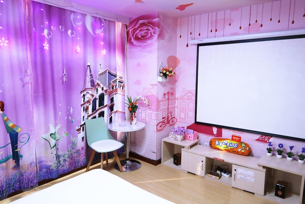 Dalian Venus Apartment 22/28