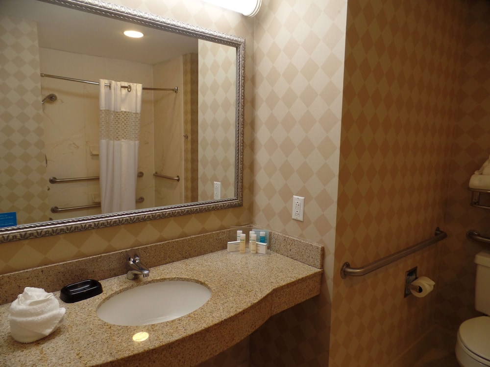 Hampton Inn Bowling Green Oh 22/48