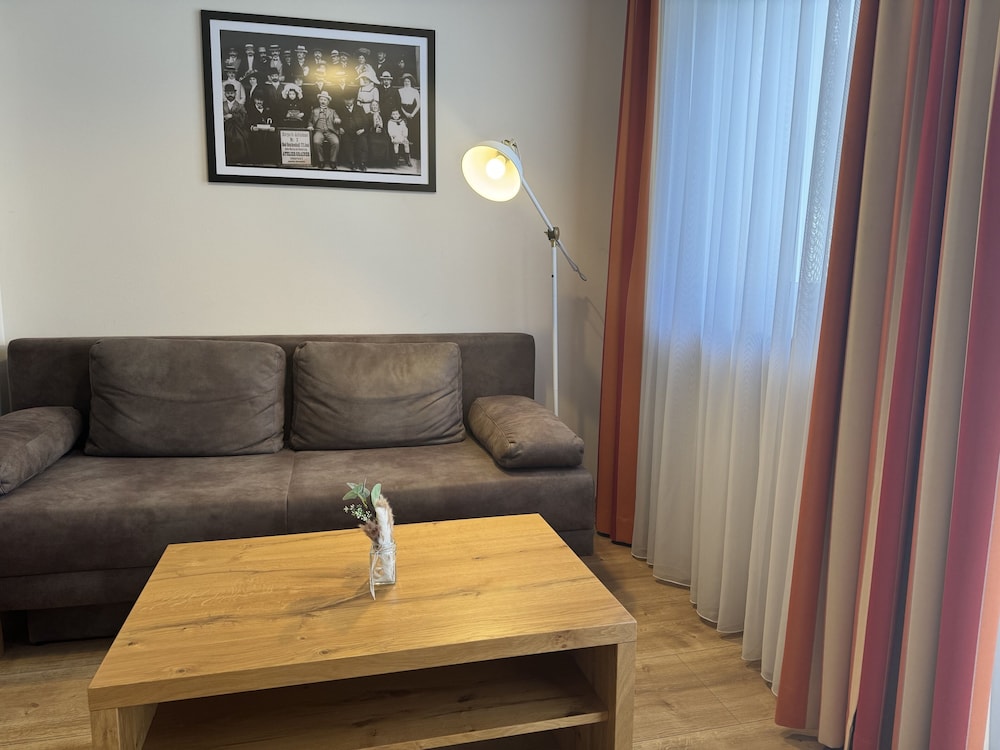 Hotel Sonnenbichl 37/58