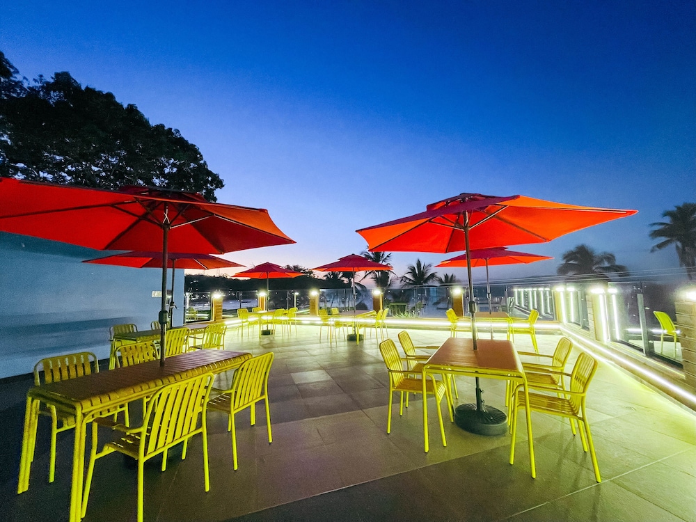 Montani Beach Resort 5/49