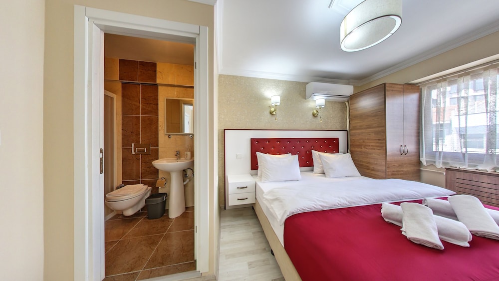 Cihangir Palace Hotel 19/69