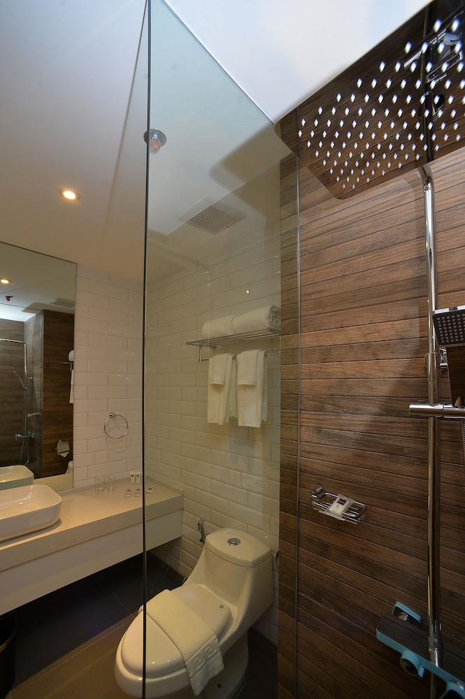 Supreme, Twin Beds، The Orchard Hotel Baguio 5/5