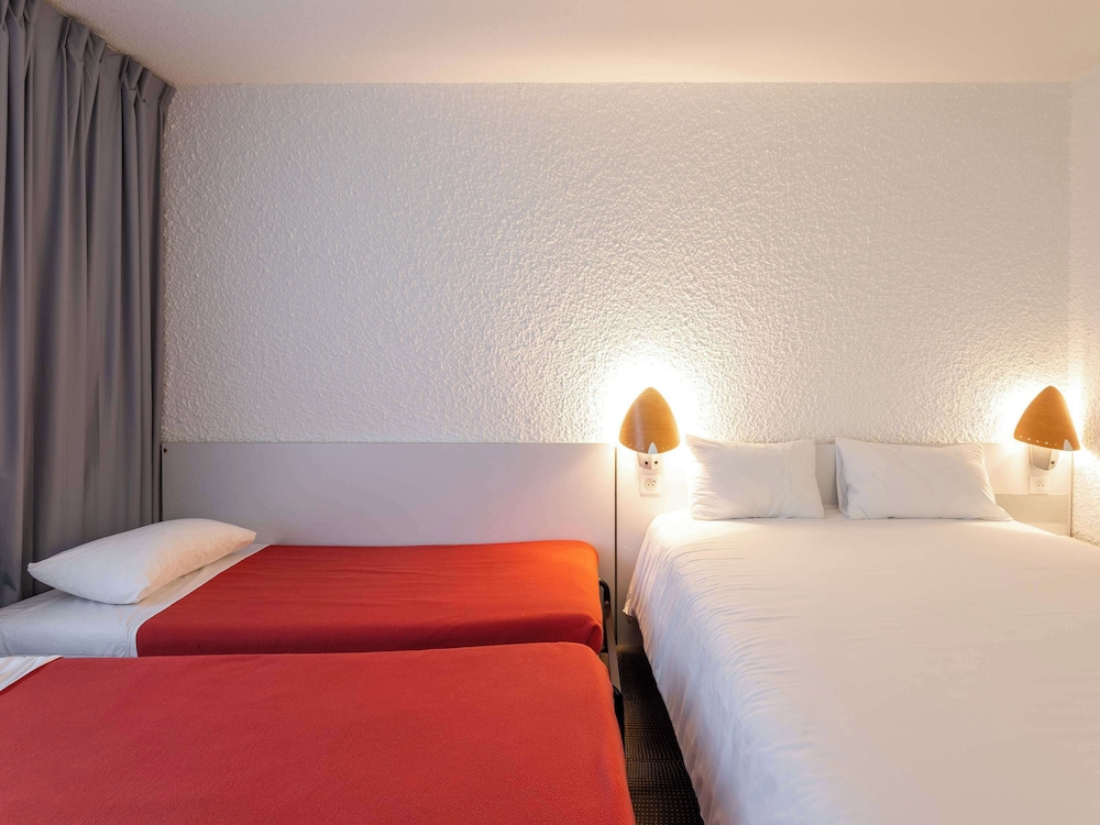 Novotel Macon Nord 16/74